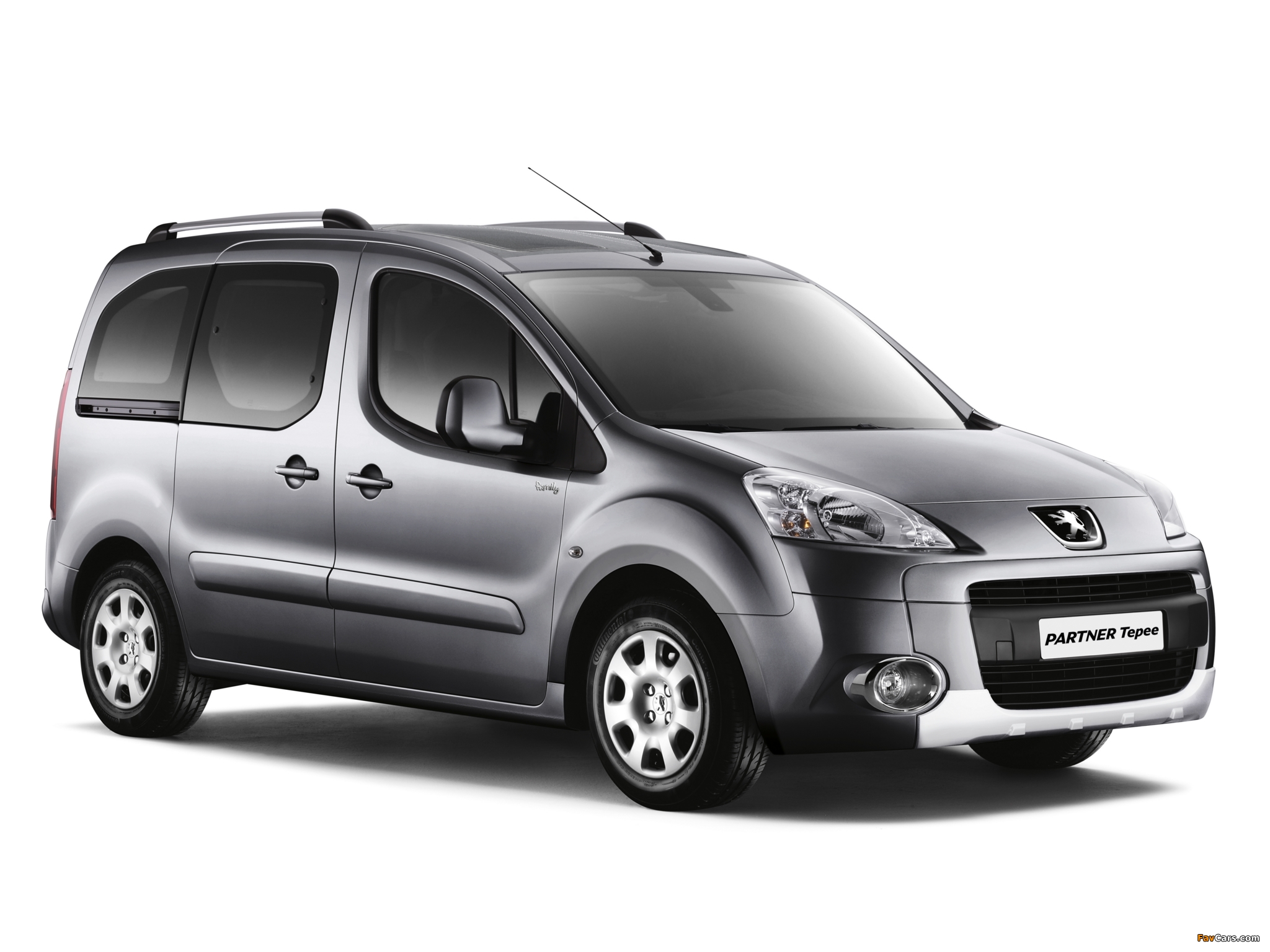 Group 7 Seater Peugeot Teppe or similar